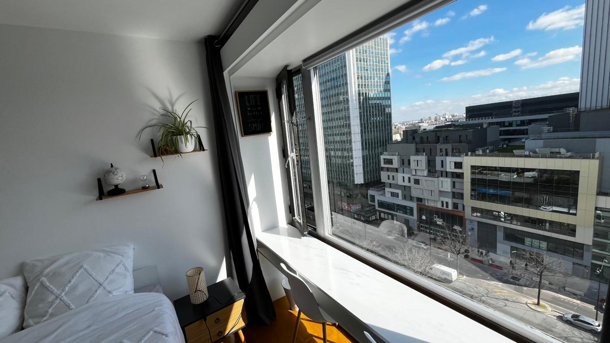 2 Private Bedrooms, Montparnasse Station Париж Екстер'єр фото